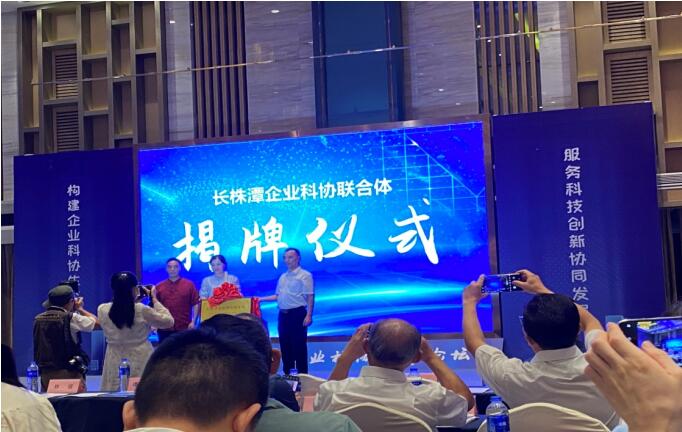 �����z�I(y��)�����L(zh��ng)��̶��I(y��)�ƅf(xi��)��(chu��ng)��Փ��