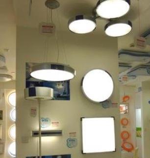 ���Ԫ�����ܷ��z��